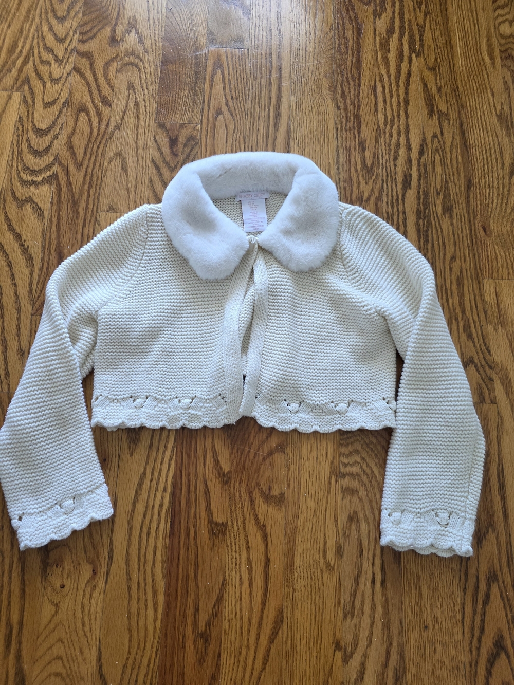 Shabby Chic Cream Knit Cropped Cardigan with Faux Fur Collar